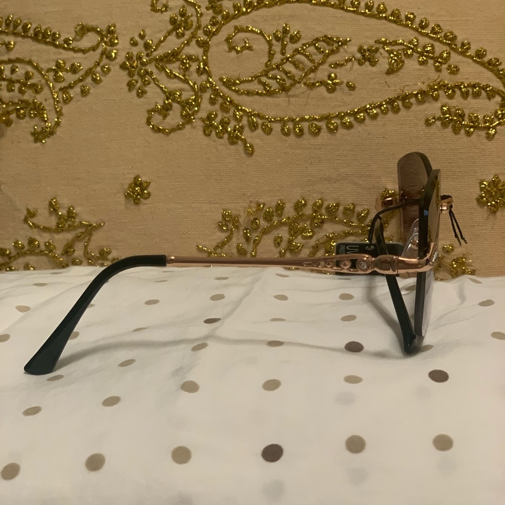 Dark Purple Ombré Frameless Sunglasses!! - Picture 2 of 3